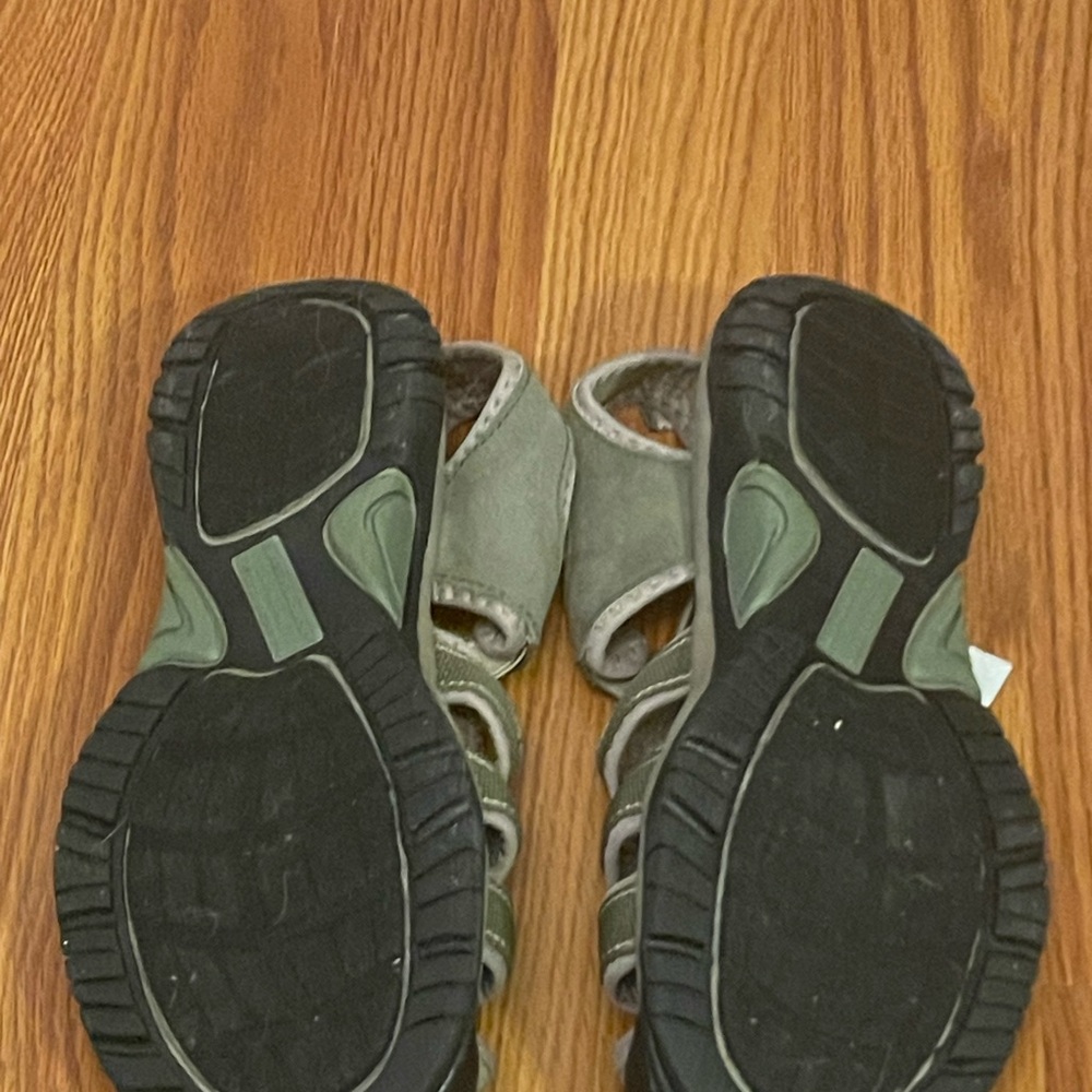 Rugged Outback Havane Buckley sandals/water shoes - Picture 6 of 6